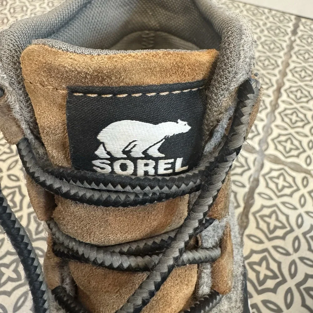 Sorel Out N About Duck Boots Gray Wool Suede Waterproof Cabincore Kids Size 1